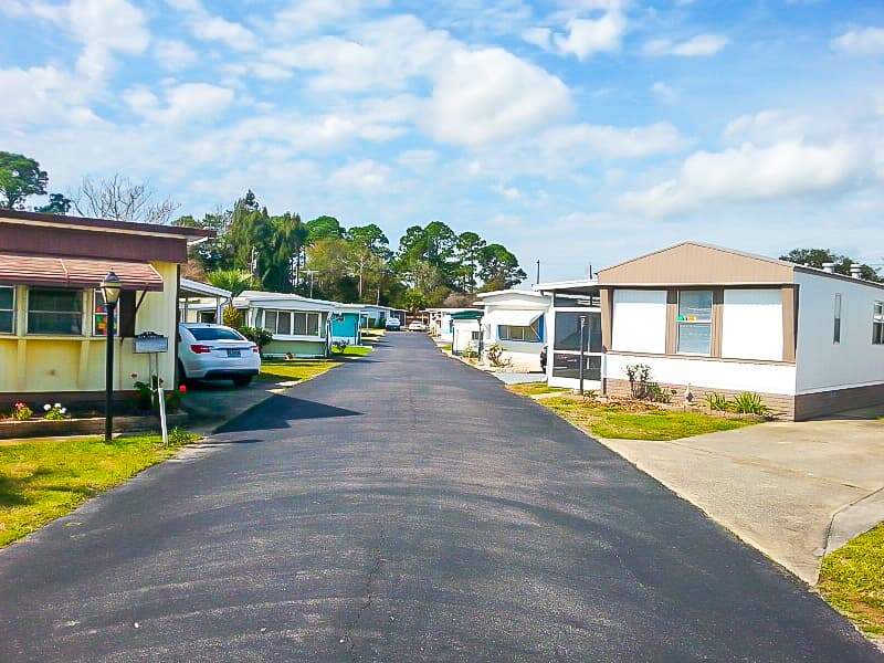 3 Star, 75+/- Site MHC in Edgewater, FL