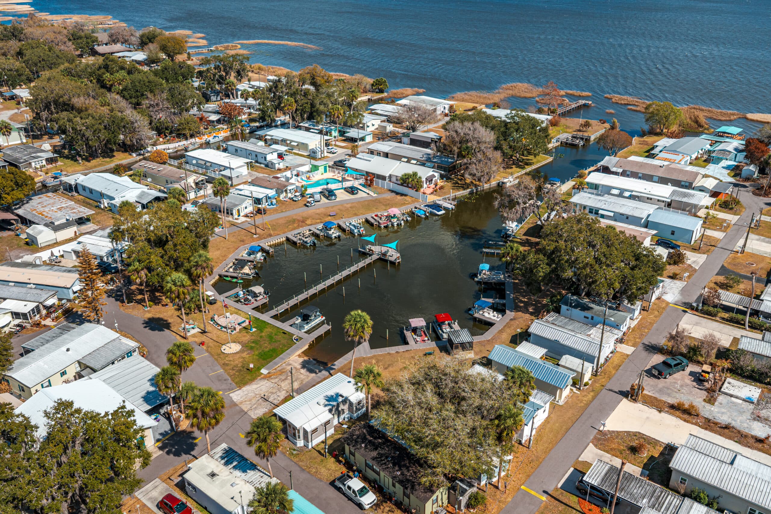 3.5 Star, Hybrid MH & Long Term RV Resort, 100-125 Sites
