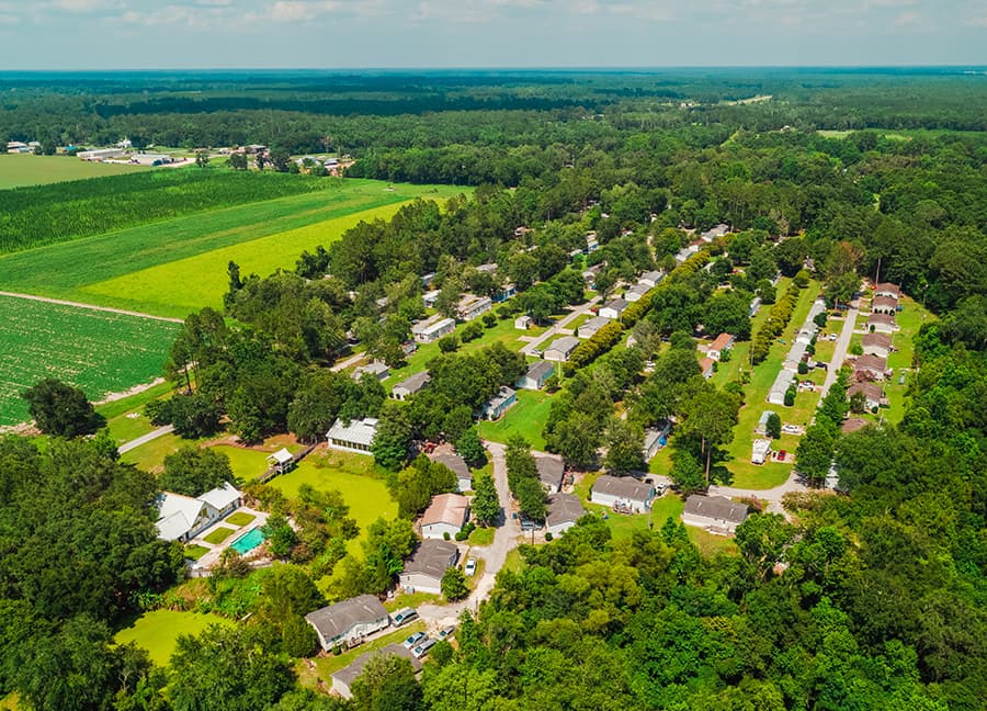 3 Star, 125 +/- Site MHC in Gainesville Metro, FL